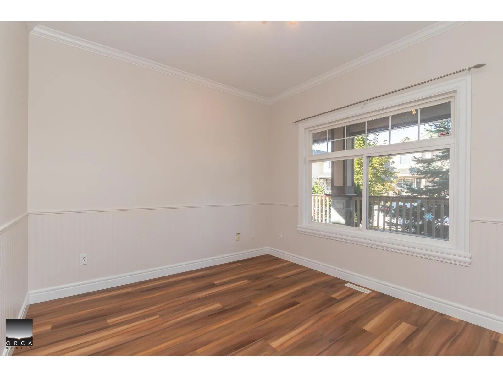 upper level 19130 69A AVENUE