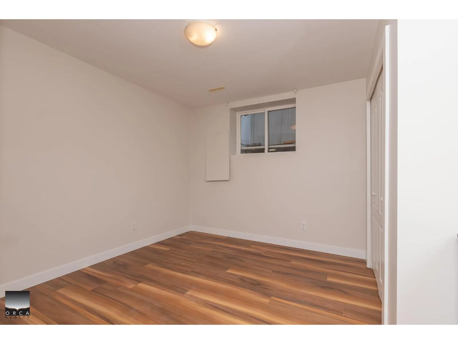 upper level 19130 69A AVENUE