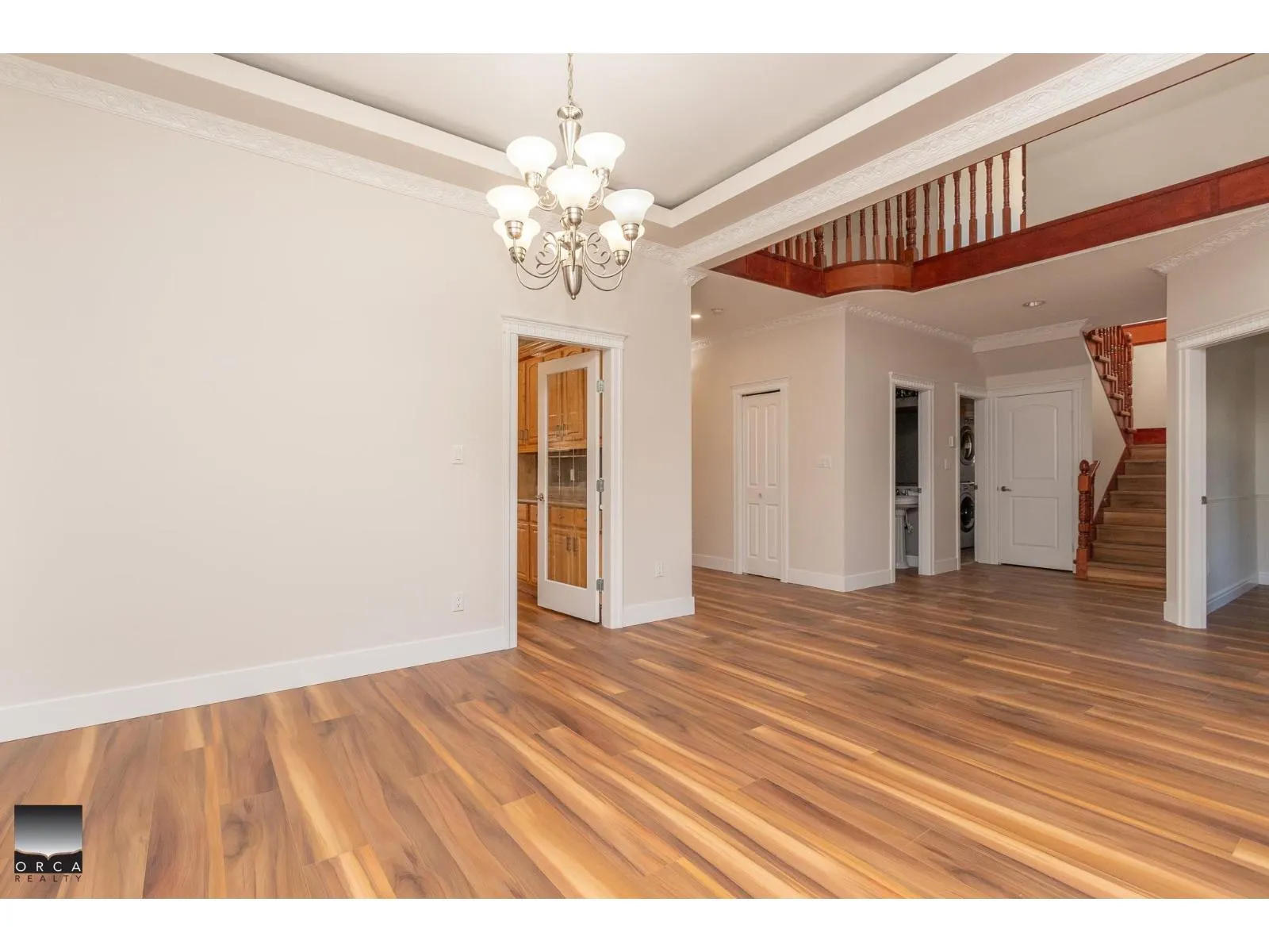 upper level 19130 69A AVENUE