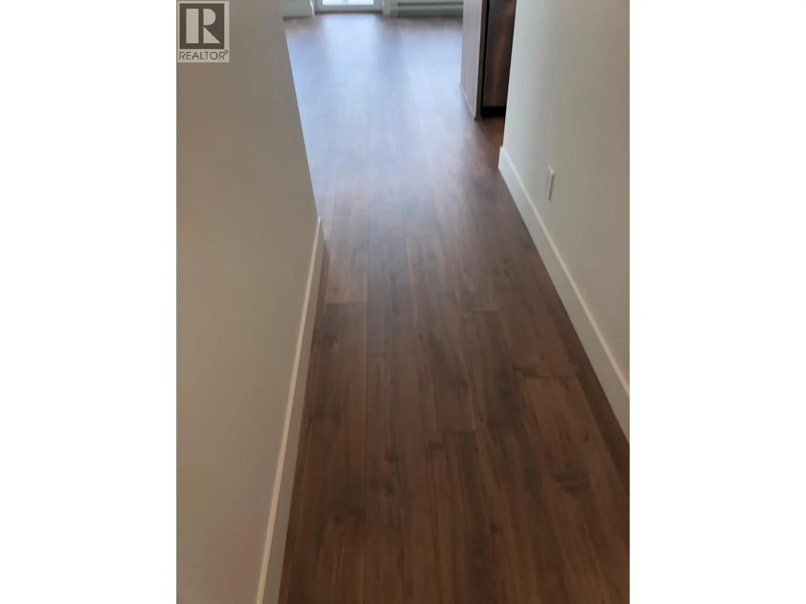 1807 258 NELSON COURT