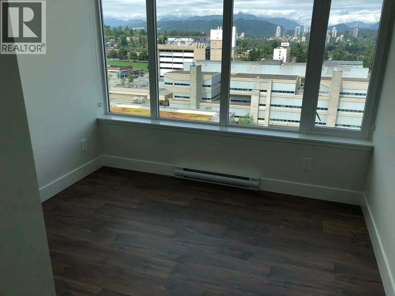 1807 258 NELSON COURT
