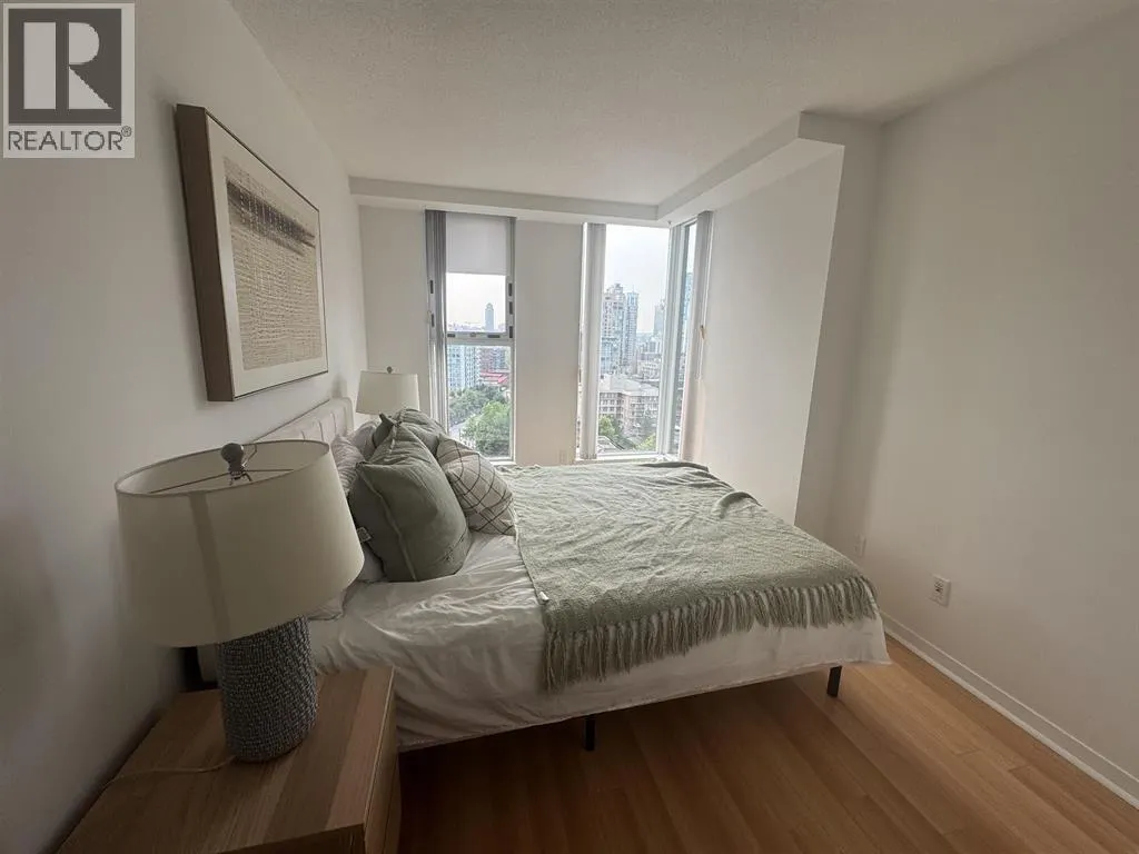 190X 1008 CAMBIE STREET