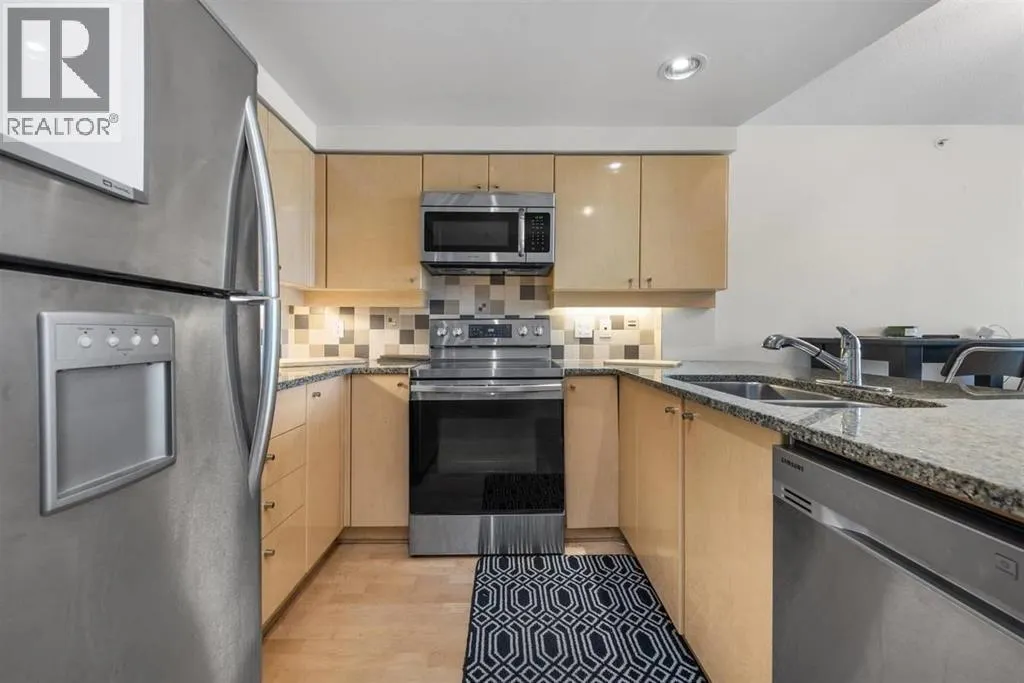 190X 1008 CAMBIE STREET