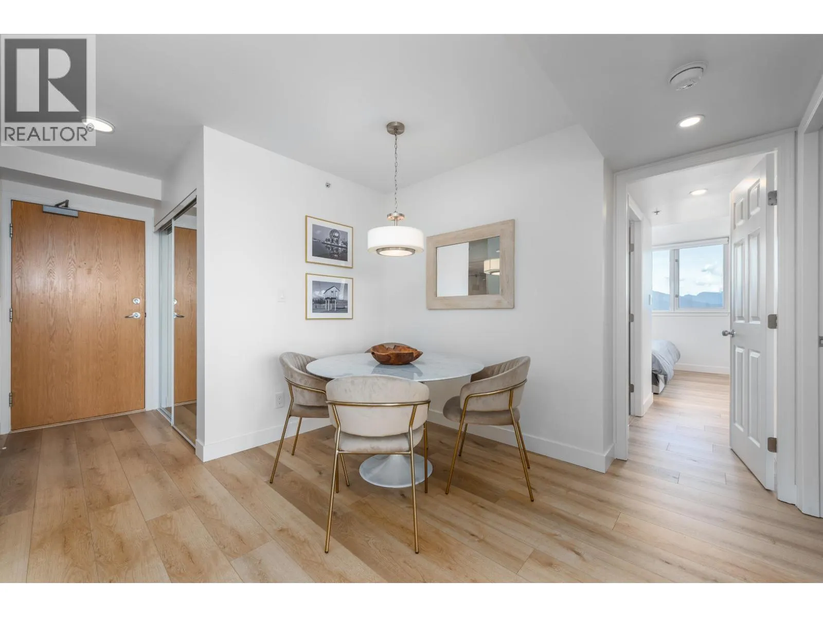 2208 63 KEEFER PLACE