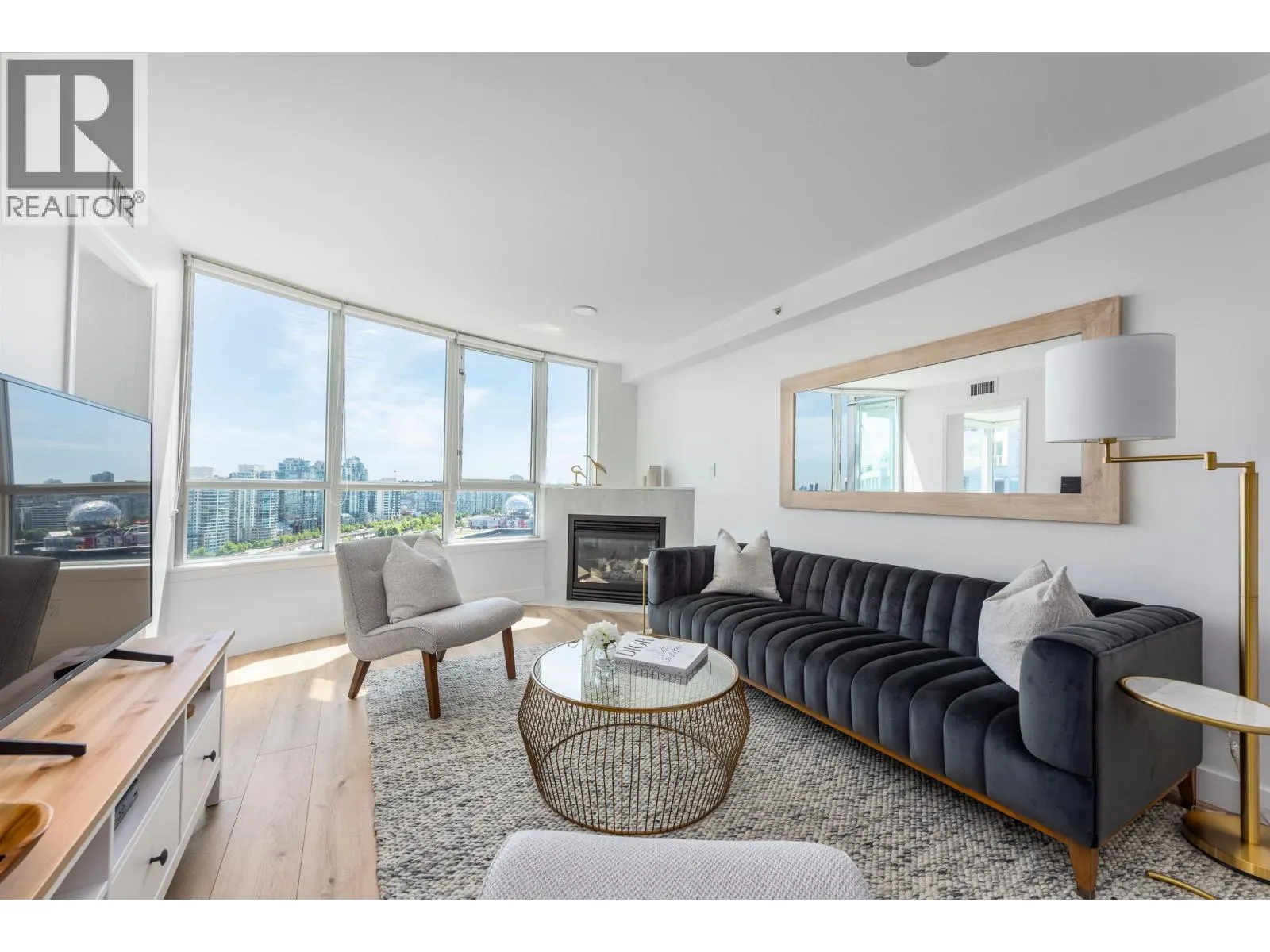 2208 63 KEEFER PLACE