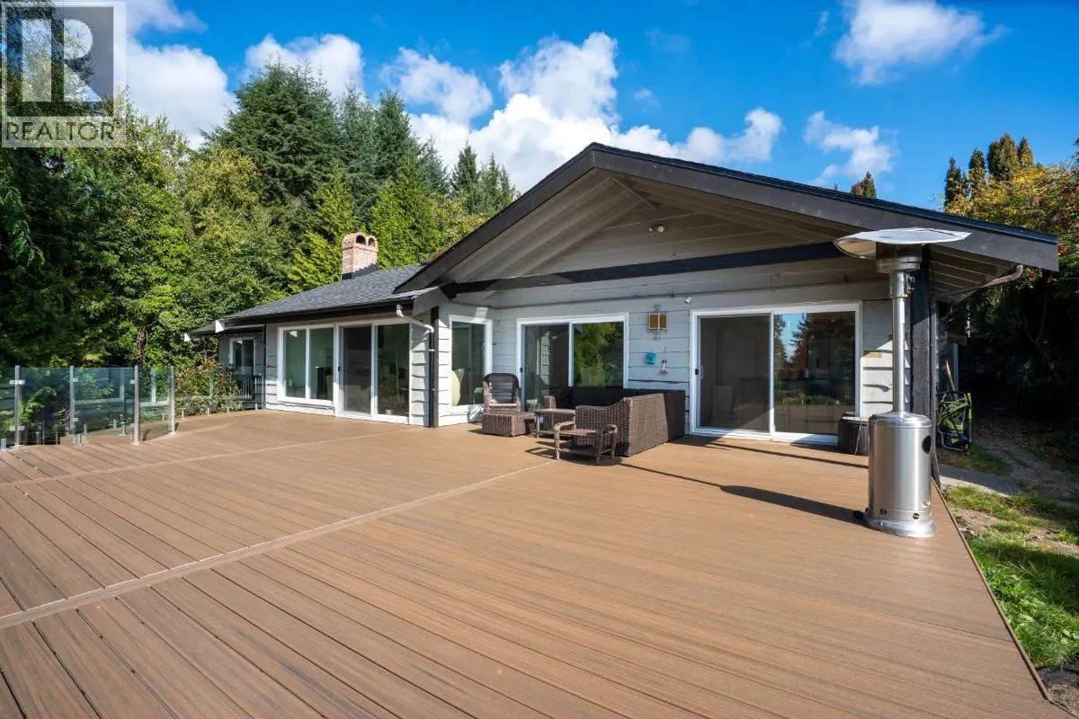 1115 GROVELAND COURT