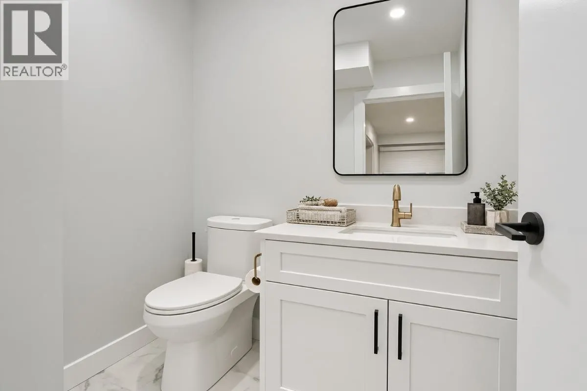 1115 GROVELAND COURT