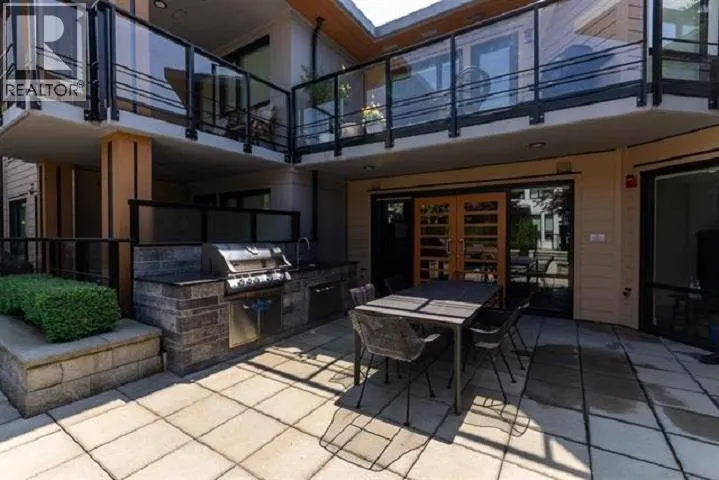 206 3220 CONNAUGHT CRESCENT