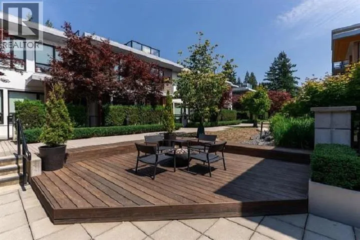206 3220 CONNAUGHT CRESCENT
