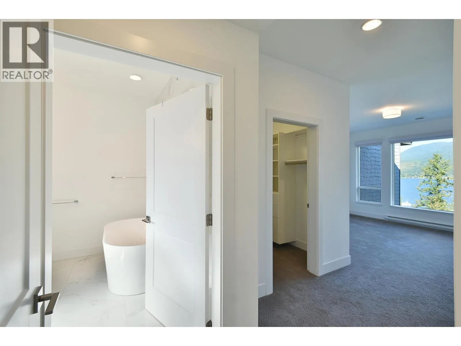 303 5780 MARINE WAY