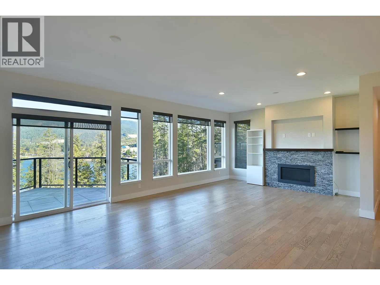 303 5780 MARINE WAY