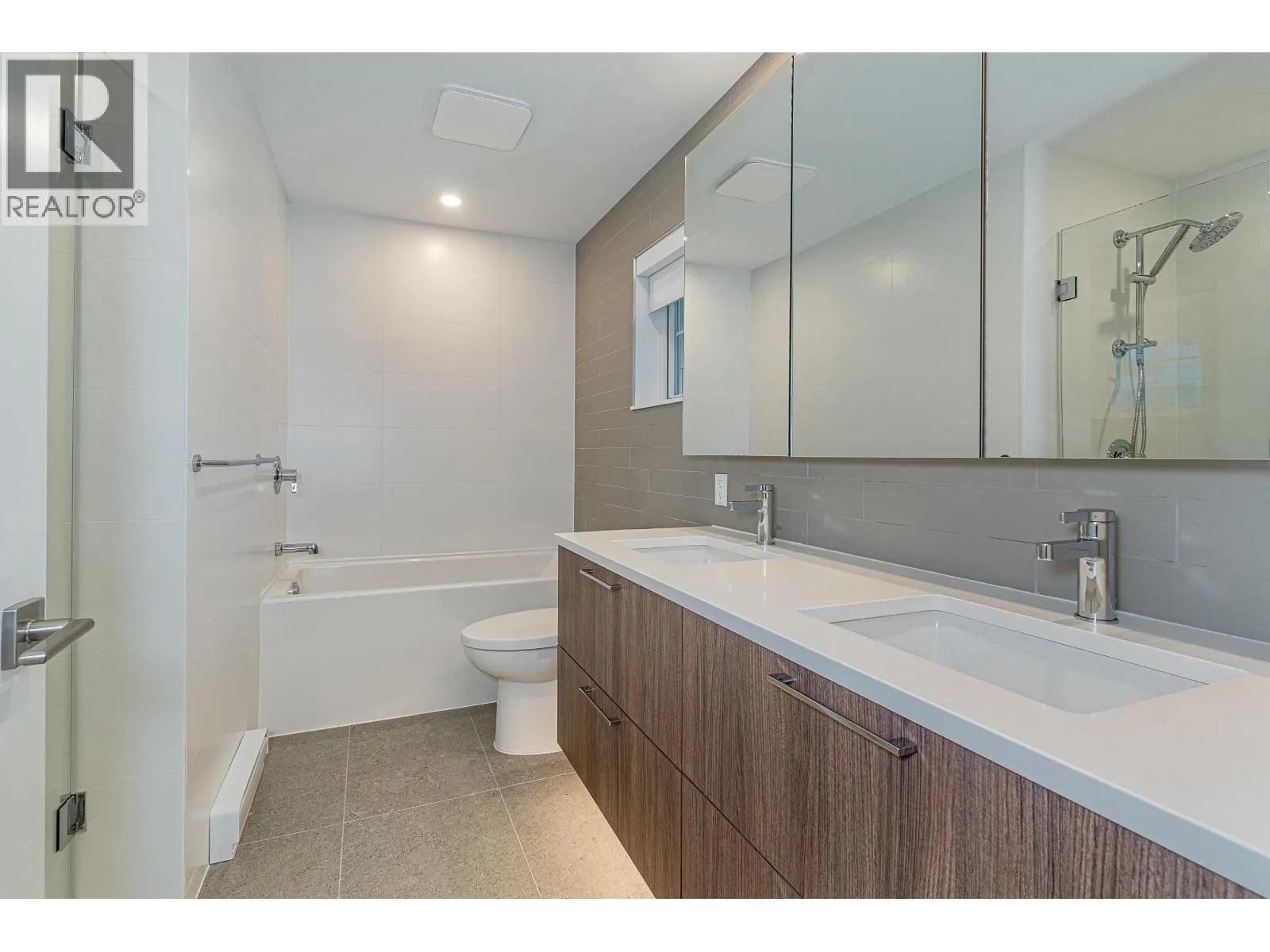 1XX 1310 MITCHELL STREET