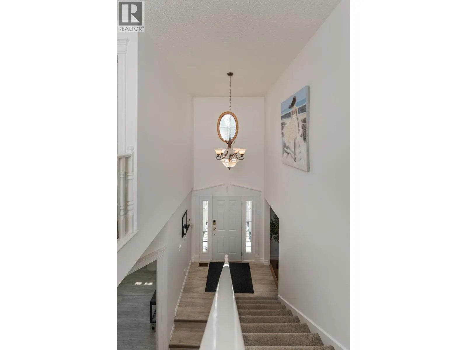 6743 VALLEYVIEW DRIVE