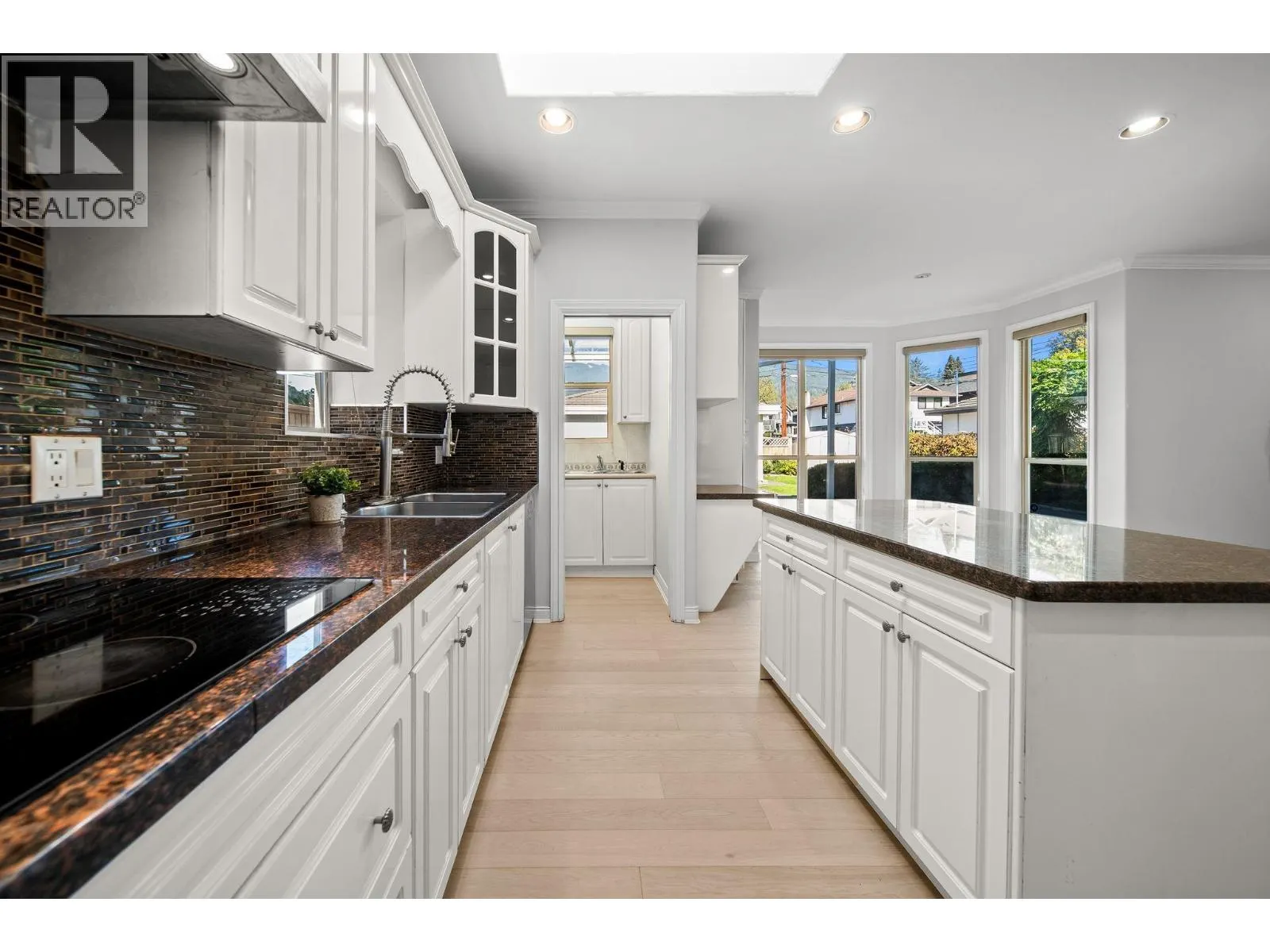 336 W 19TH STREET