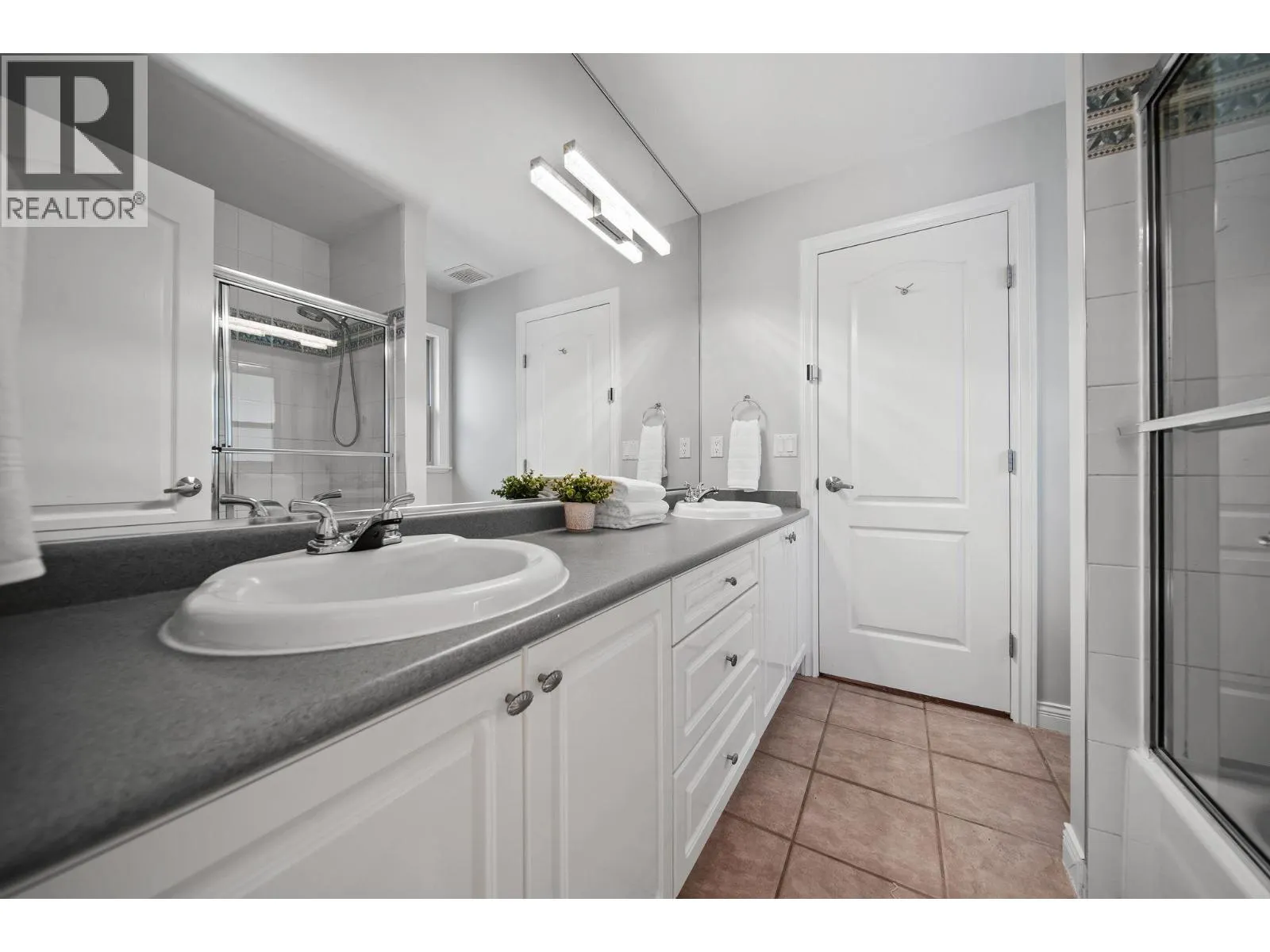 336 W 19TH STREET