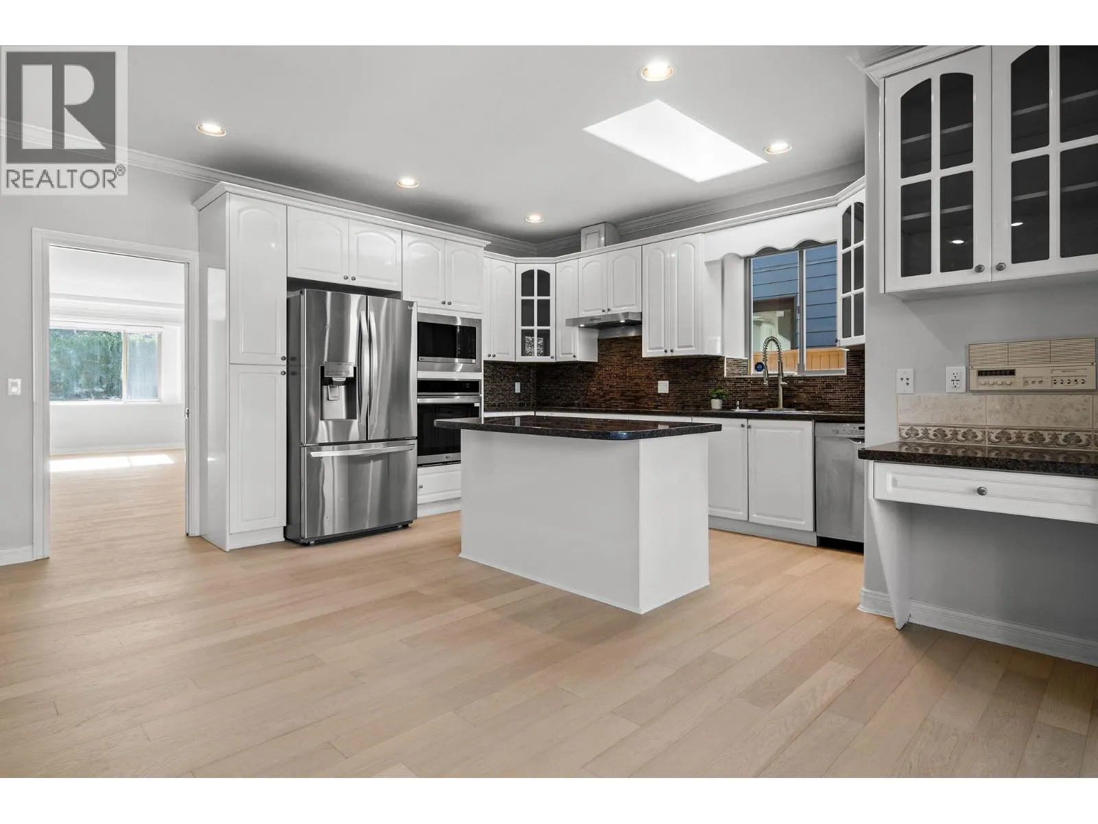 336 W 19TH STREET