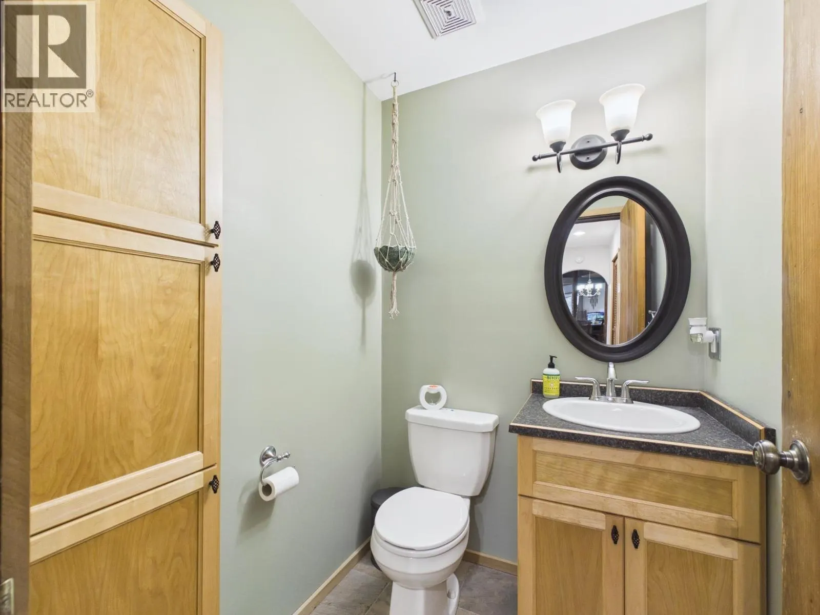 1140 TOWER CRESCENT