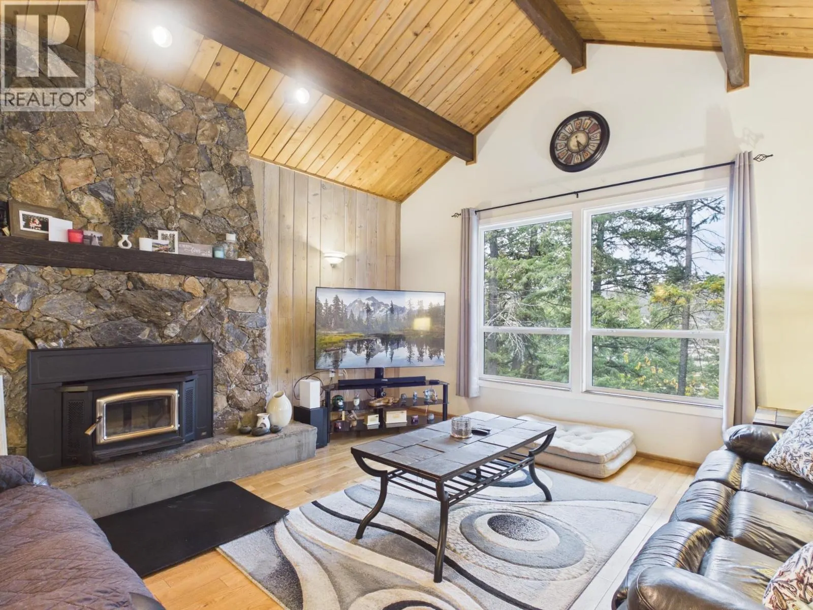 1140 TOWER CRESCENT