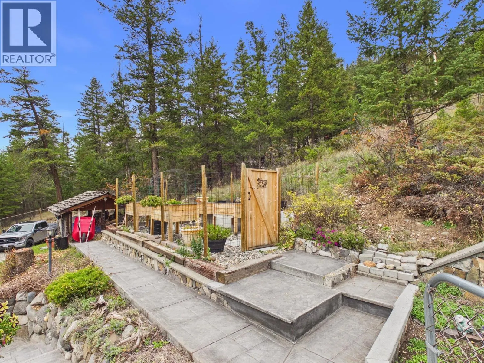 1140 TOWER CRESCENT