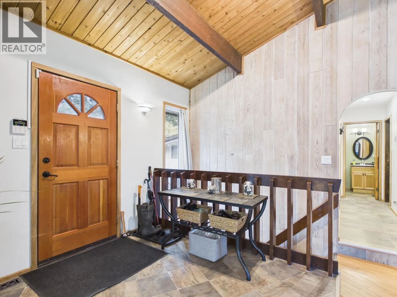1140 TOWER CRESCENT