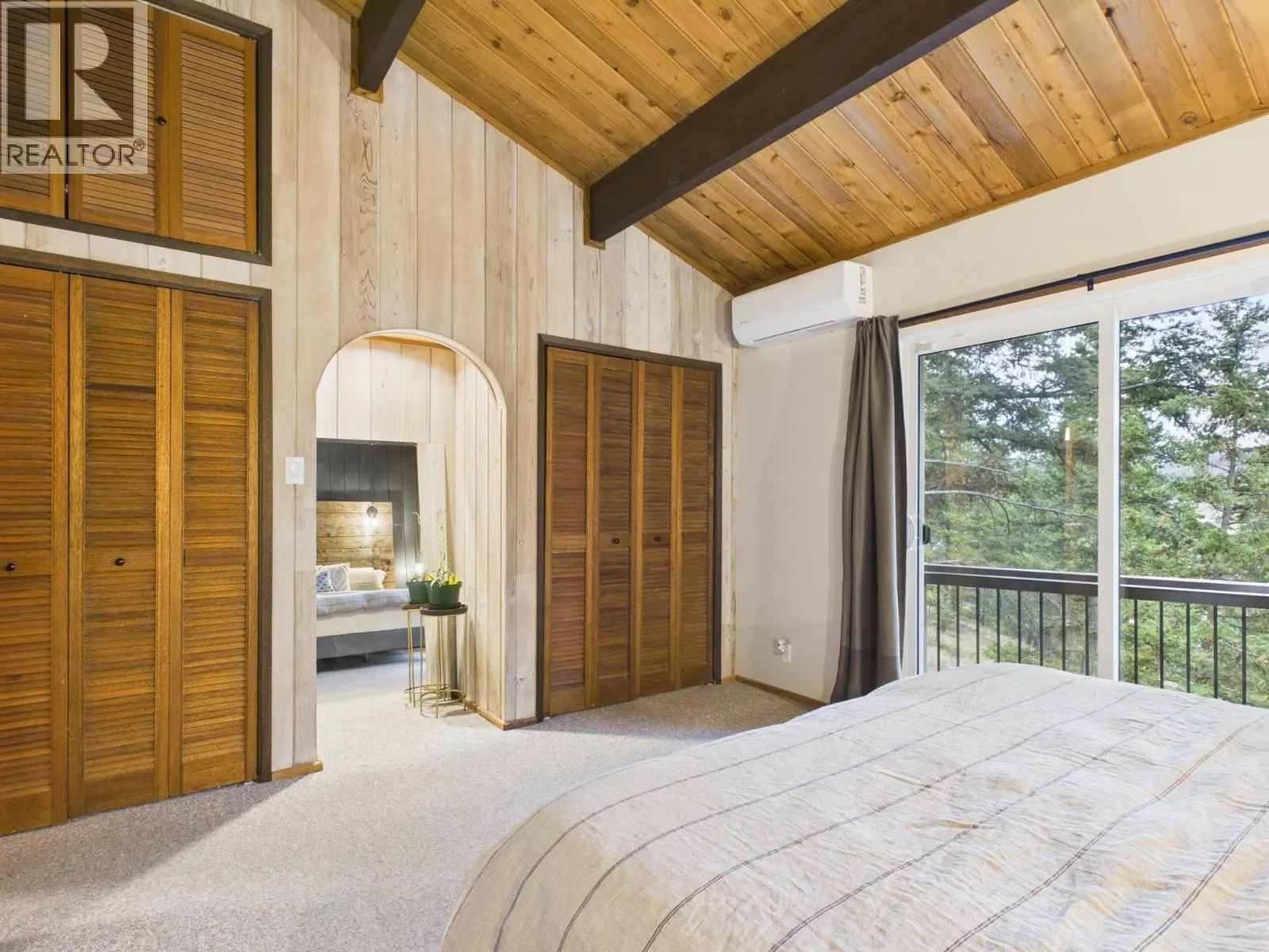 1140 TOWER CRESCENT