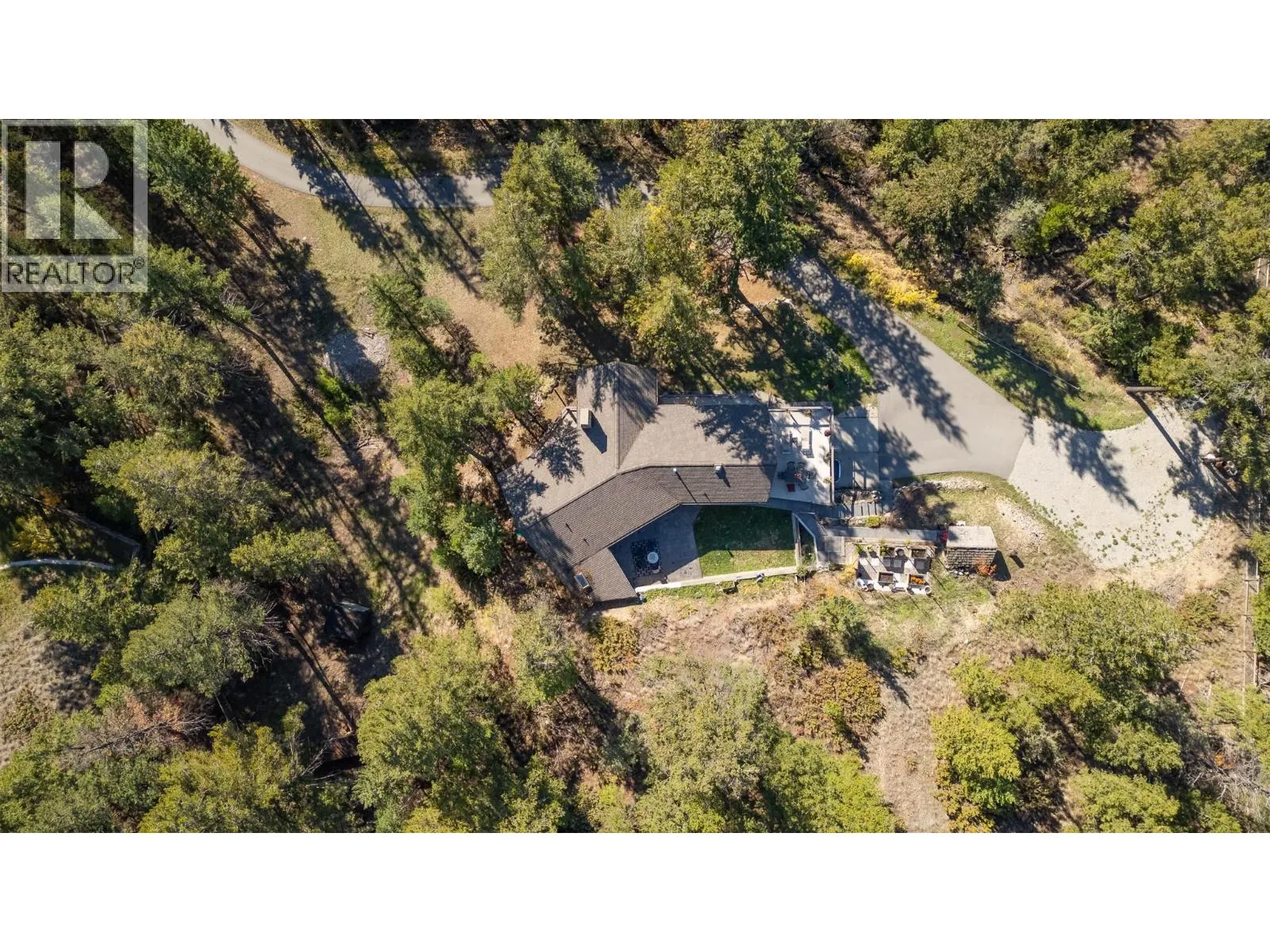 1140 TOWER CRESCENT