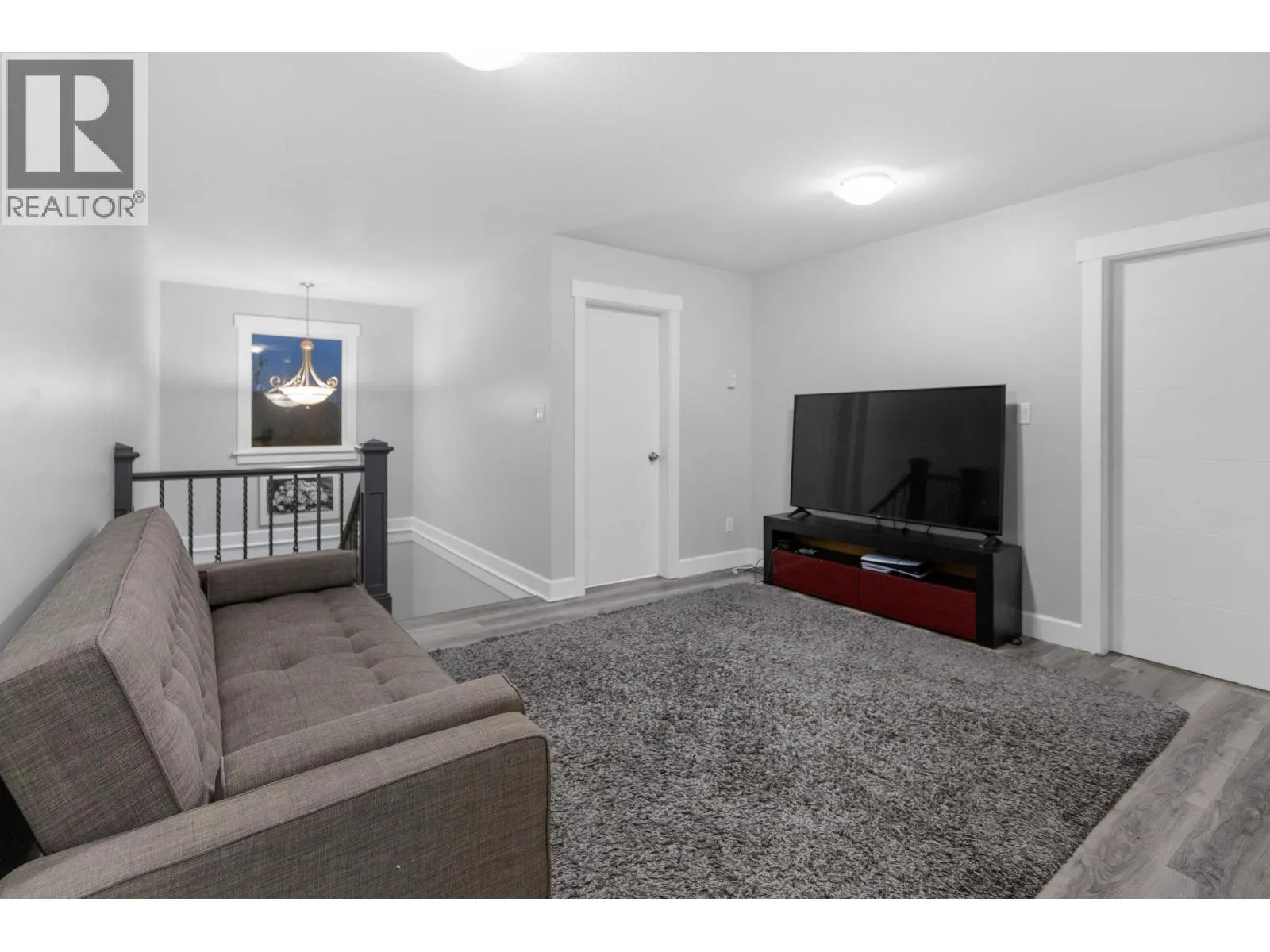 2794 MAURICE DRIVE