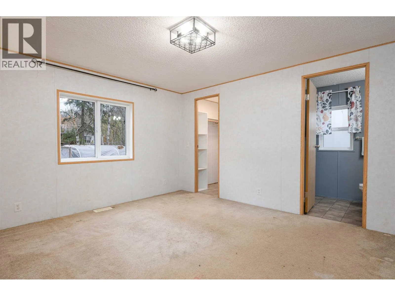 2578 MINOTTI DRIVE