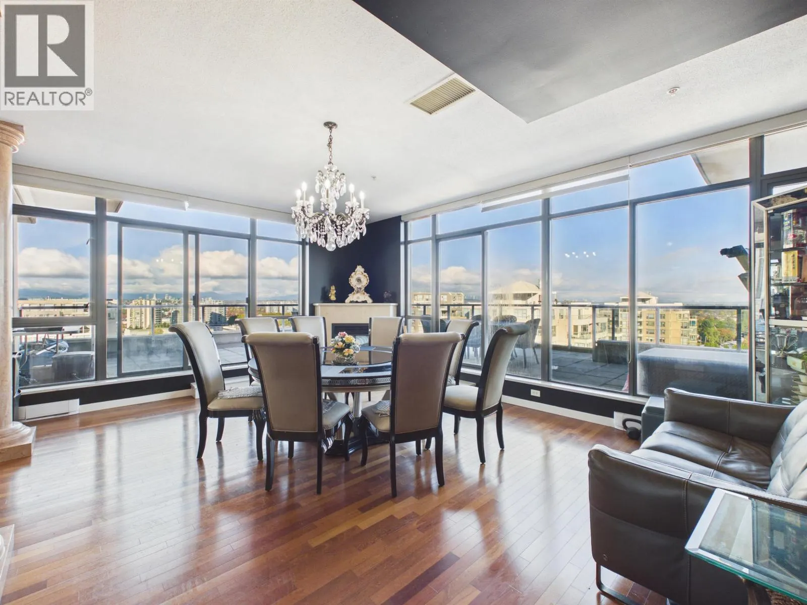 1801 6331 BUSWELL STREET