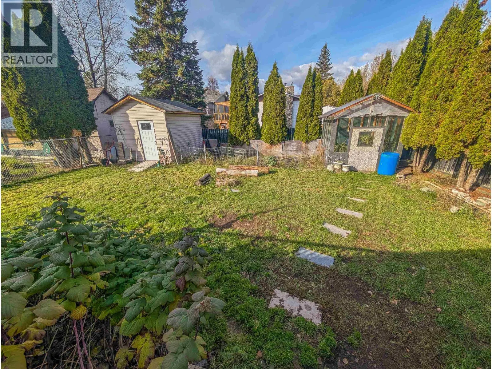 122 DUNCAN PLACE