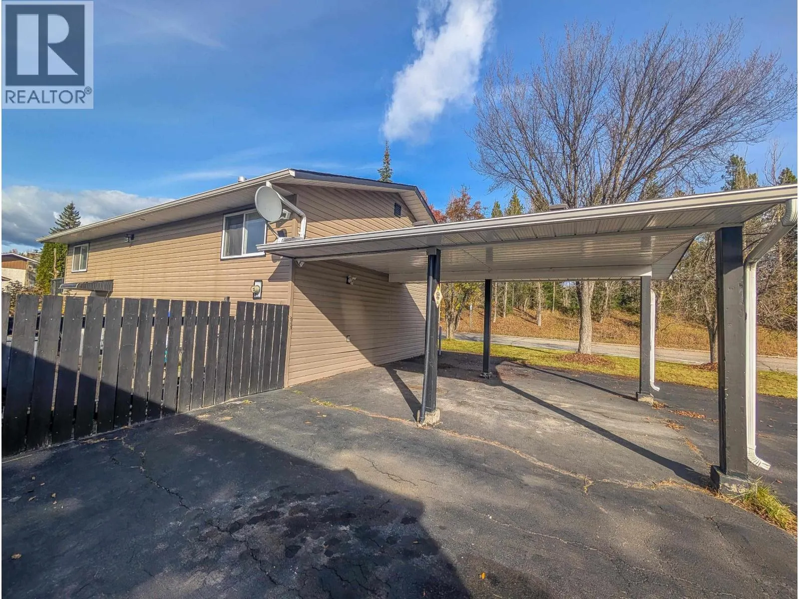 122 DUNCAN PLACE
