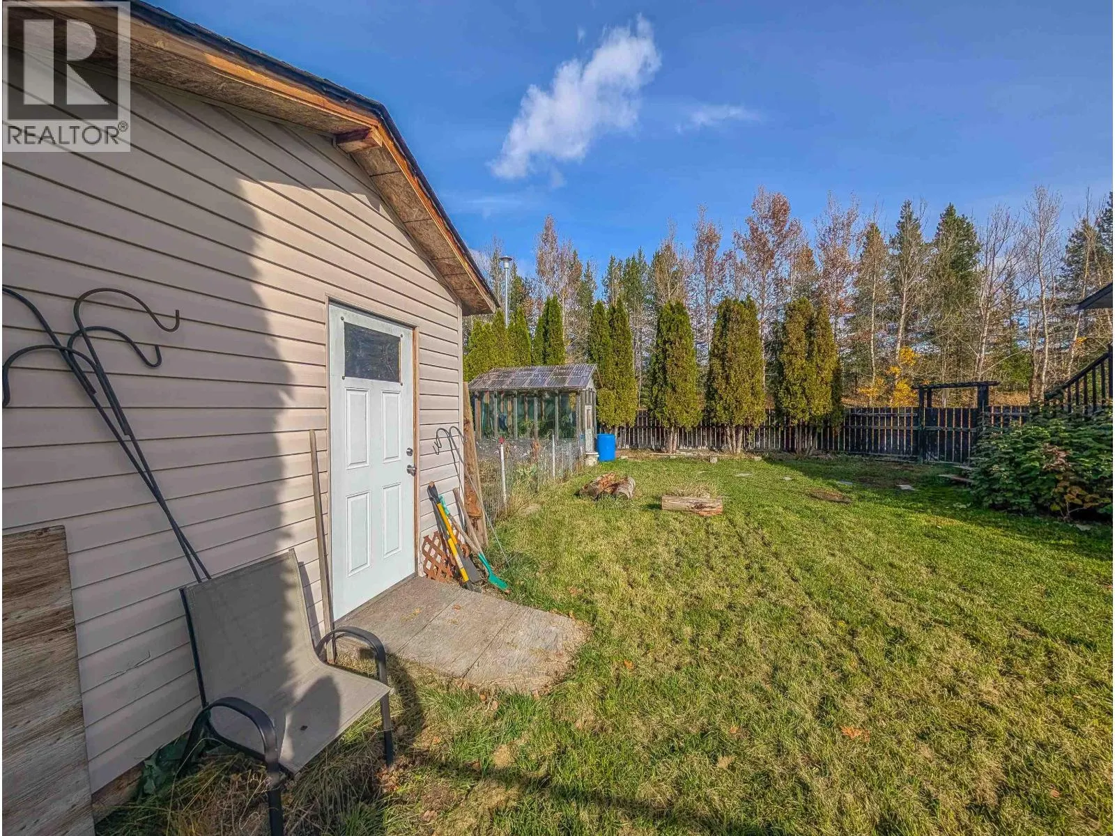 122 DUNCAN PLACE