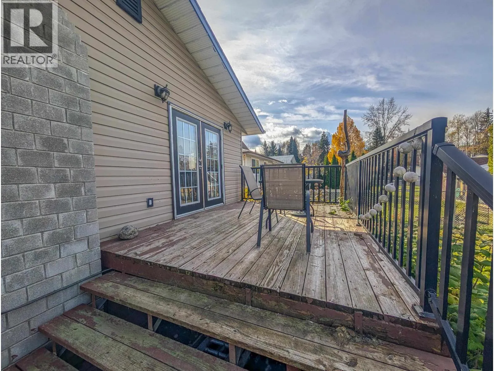 122 DUNCAN PLACE