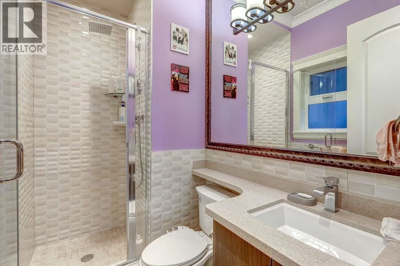 66 W 44TH AVENUE