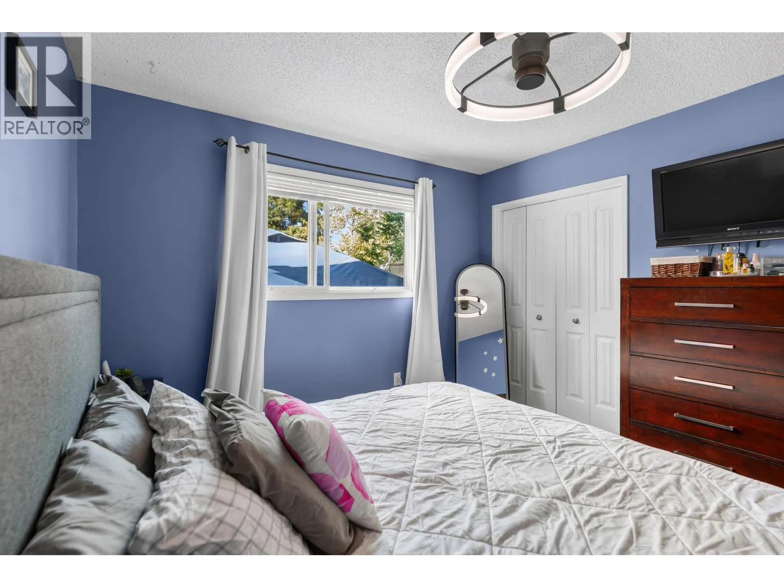 346 CORLESS CRESCENT