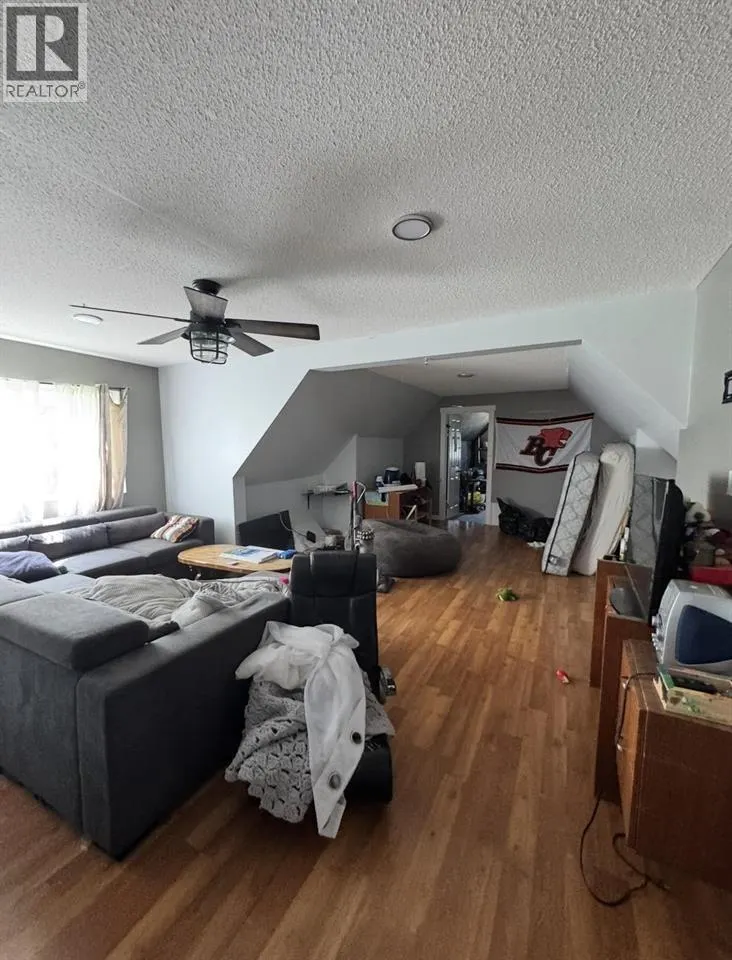 7316 BEAR ROAD