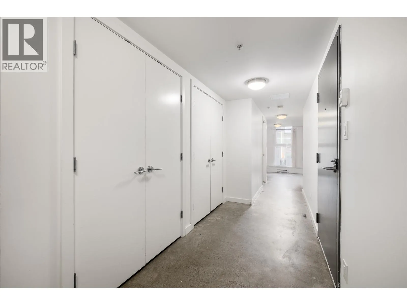 208 150 E CORDOVA STREET