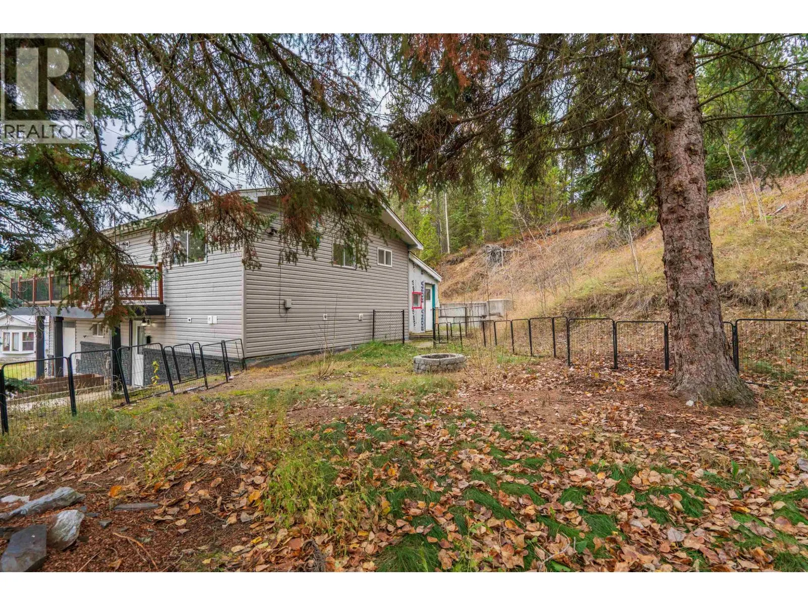 1863 DUBOIS DRIVE
