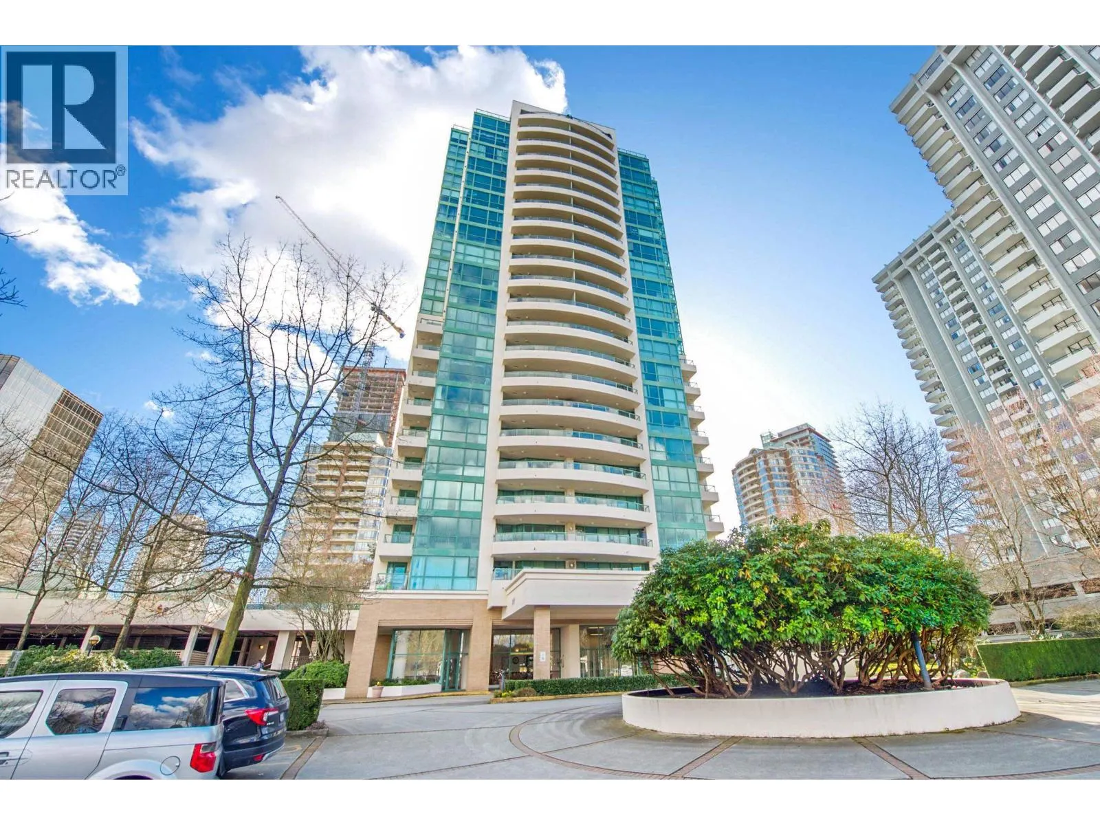 1705 5833 WILSON AVENUE
