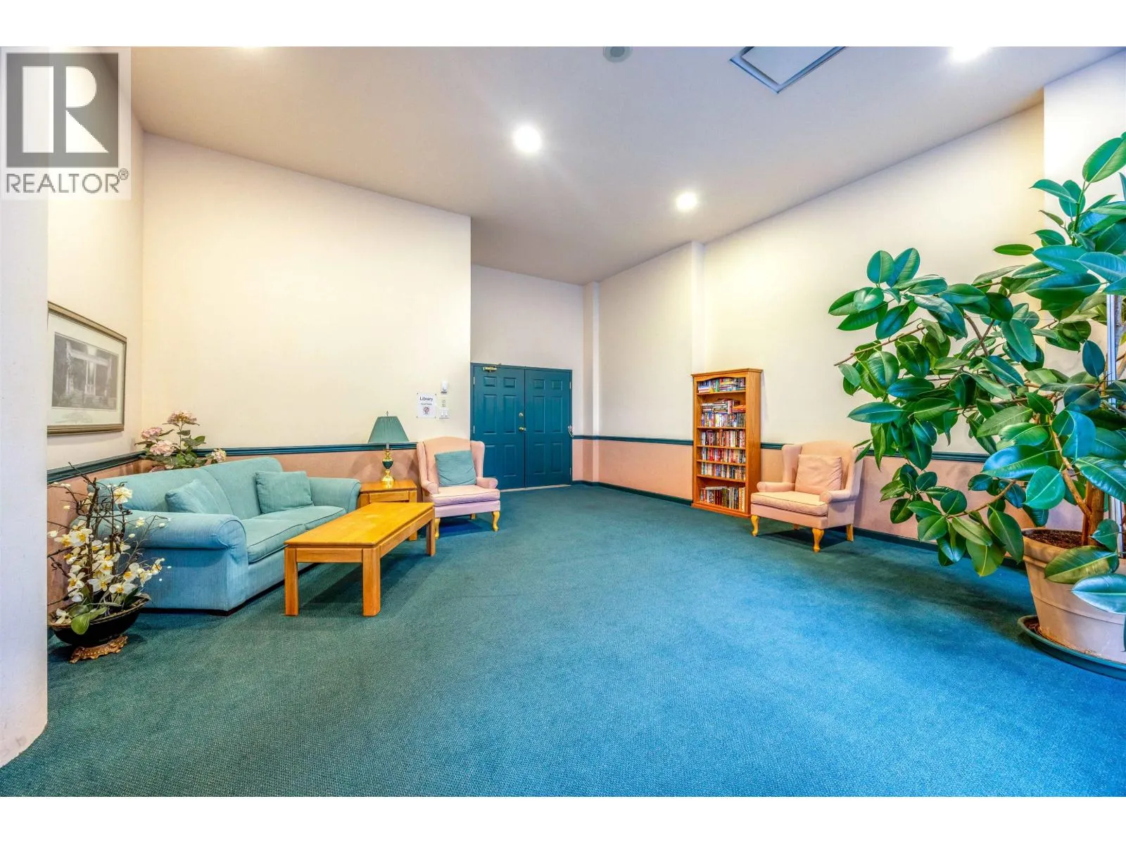 1705 5833 WILSON AVENUE
