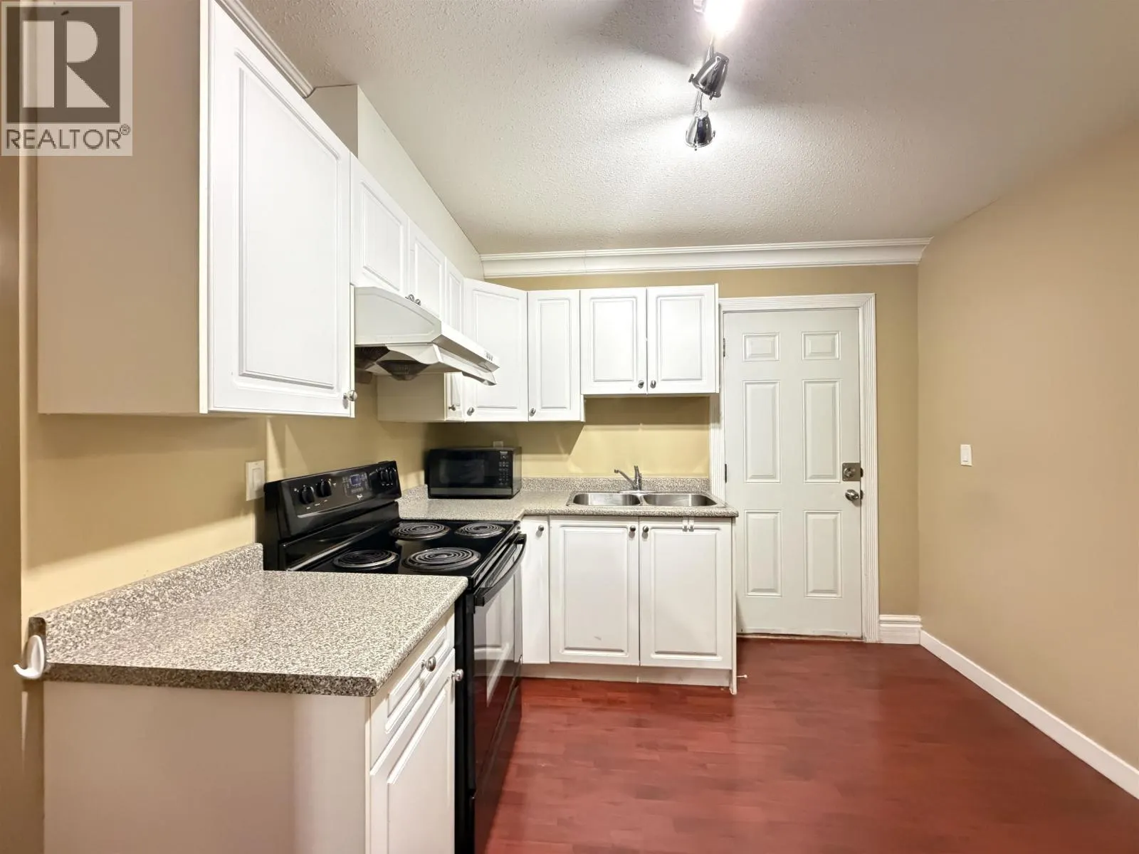 1BD 7730 NELSON AVENUE