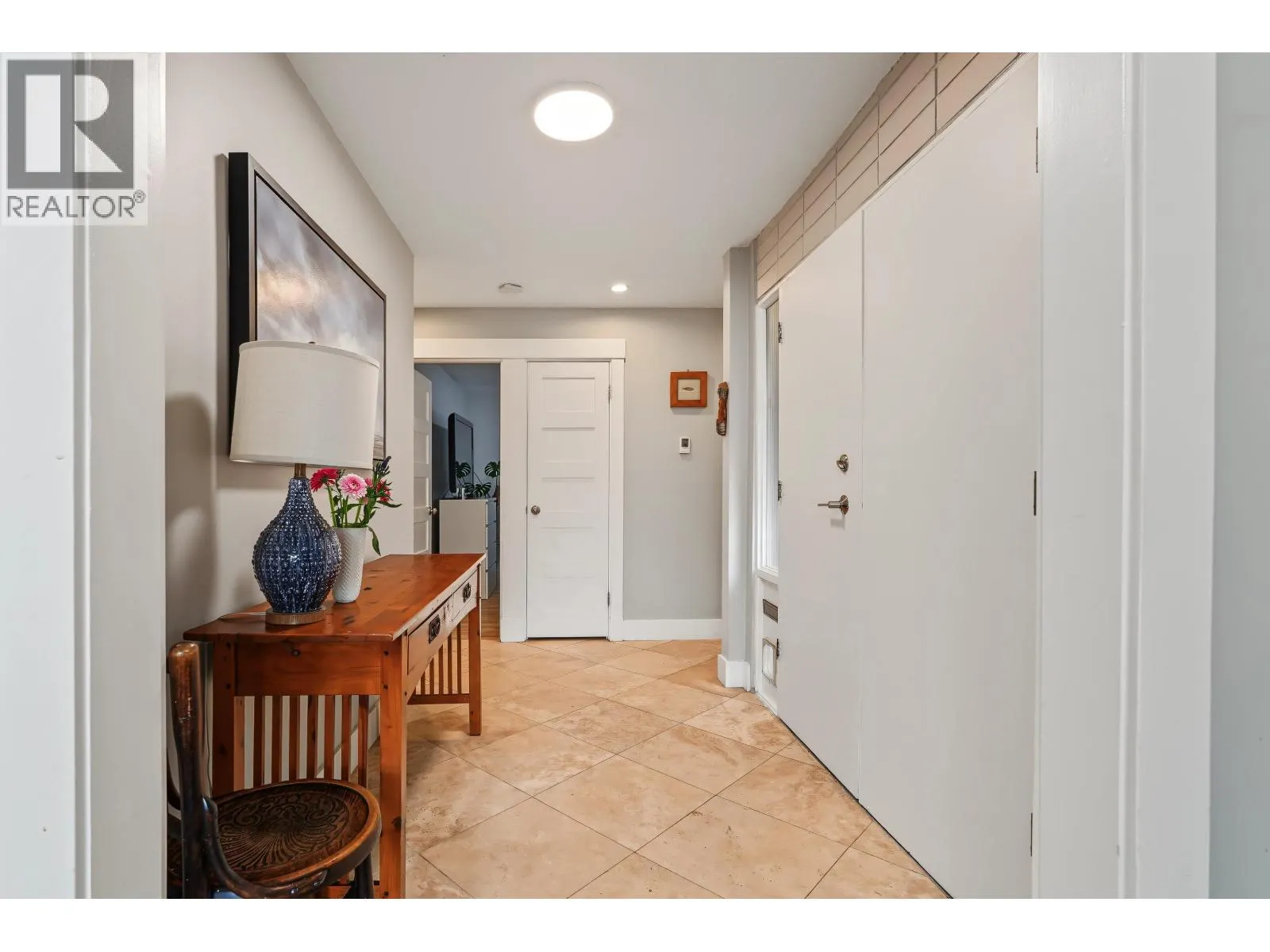 4927 CEDAR CRESCENT