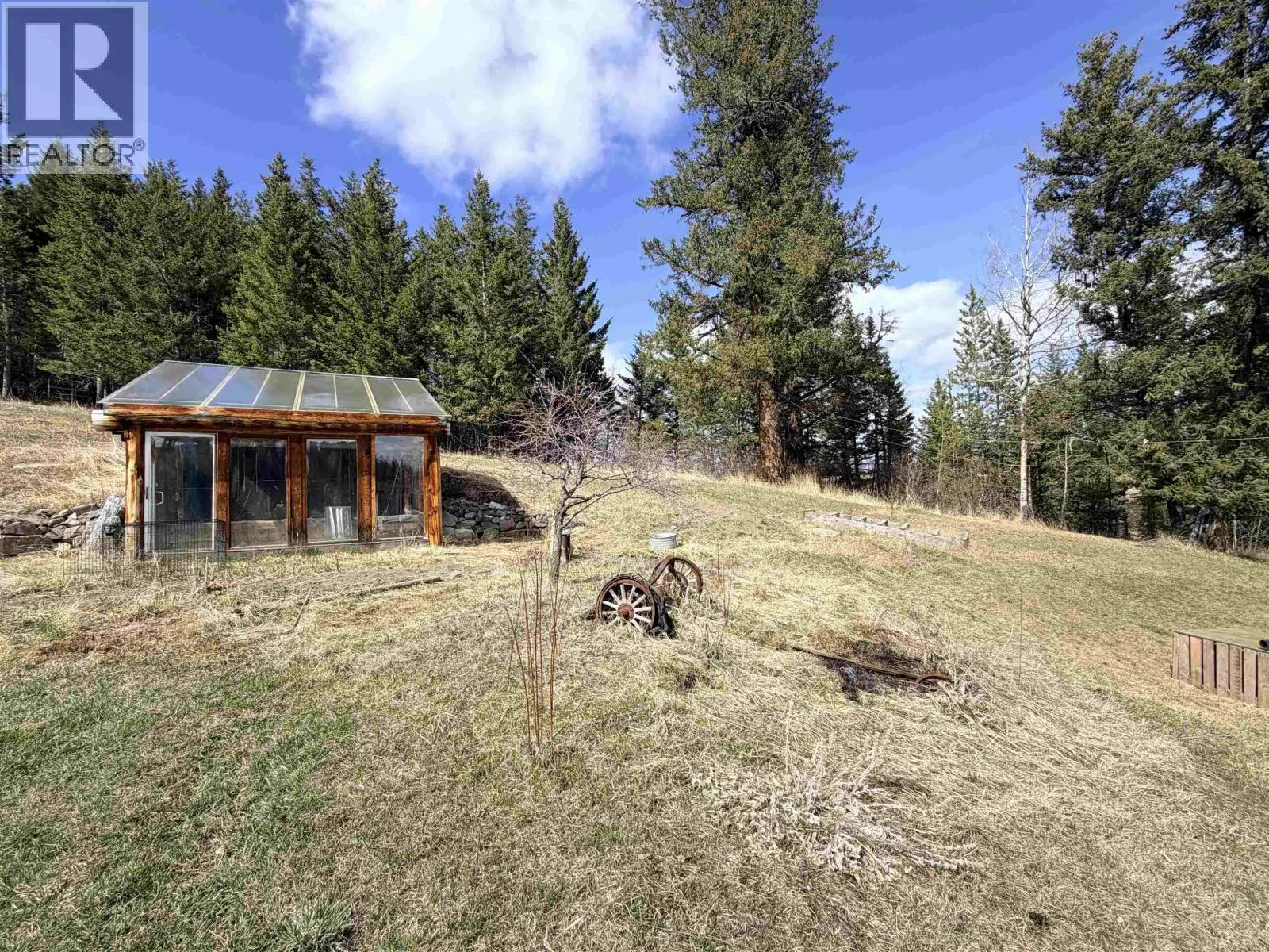 4583 RIDGE ROAD
