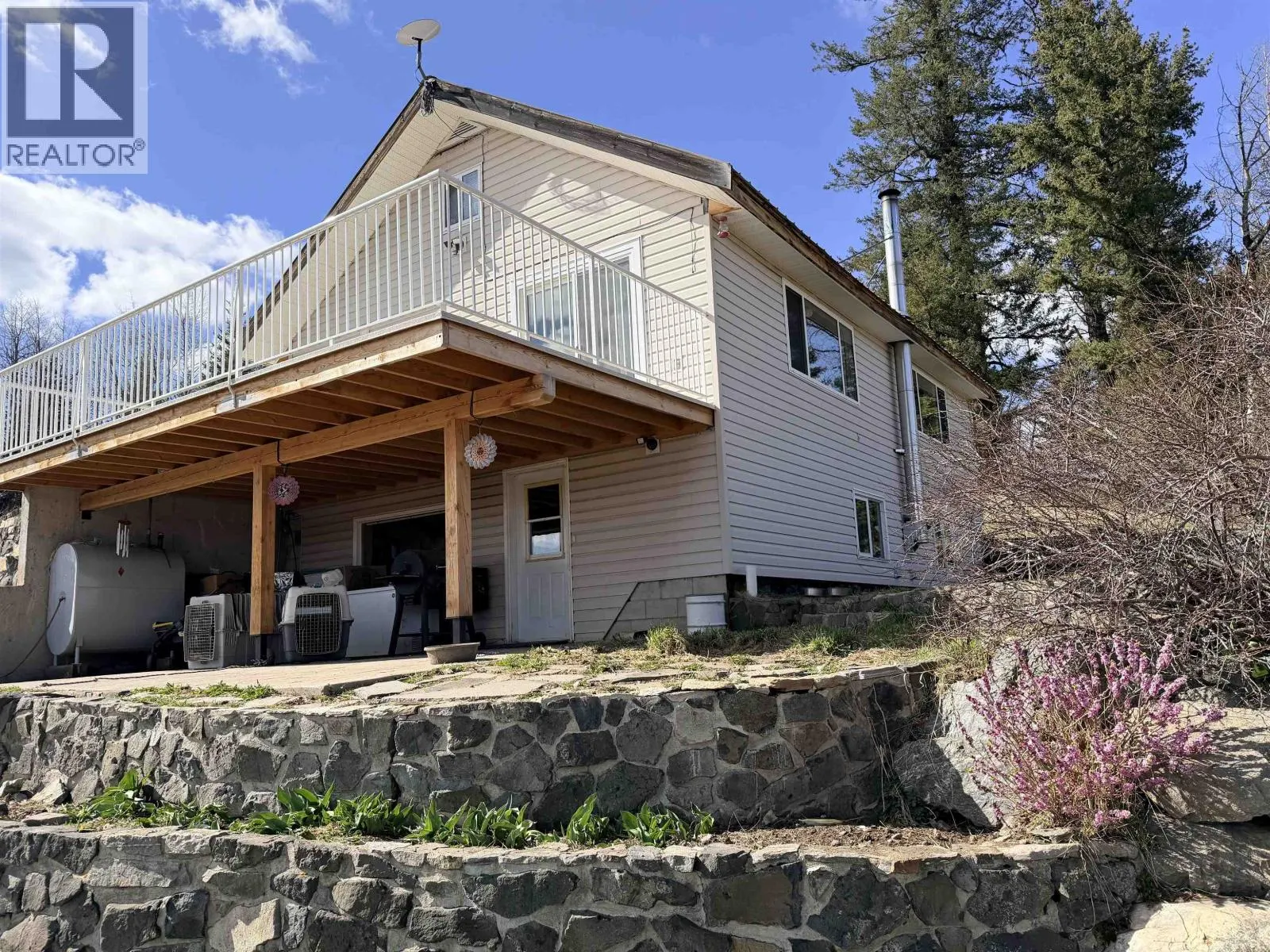 4583 RIDGE ROAD