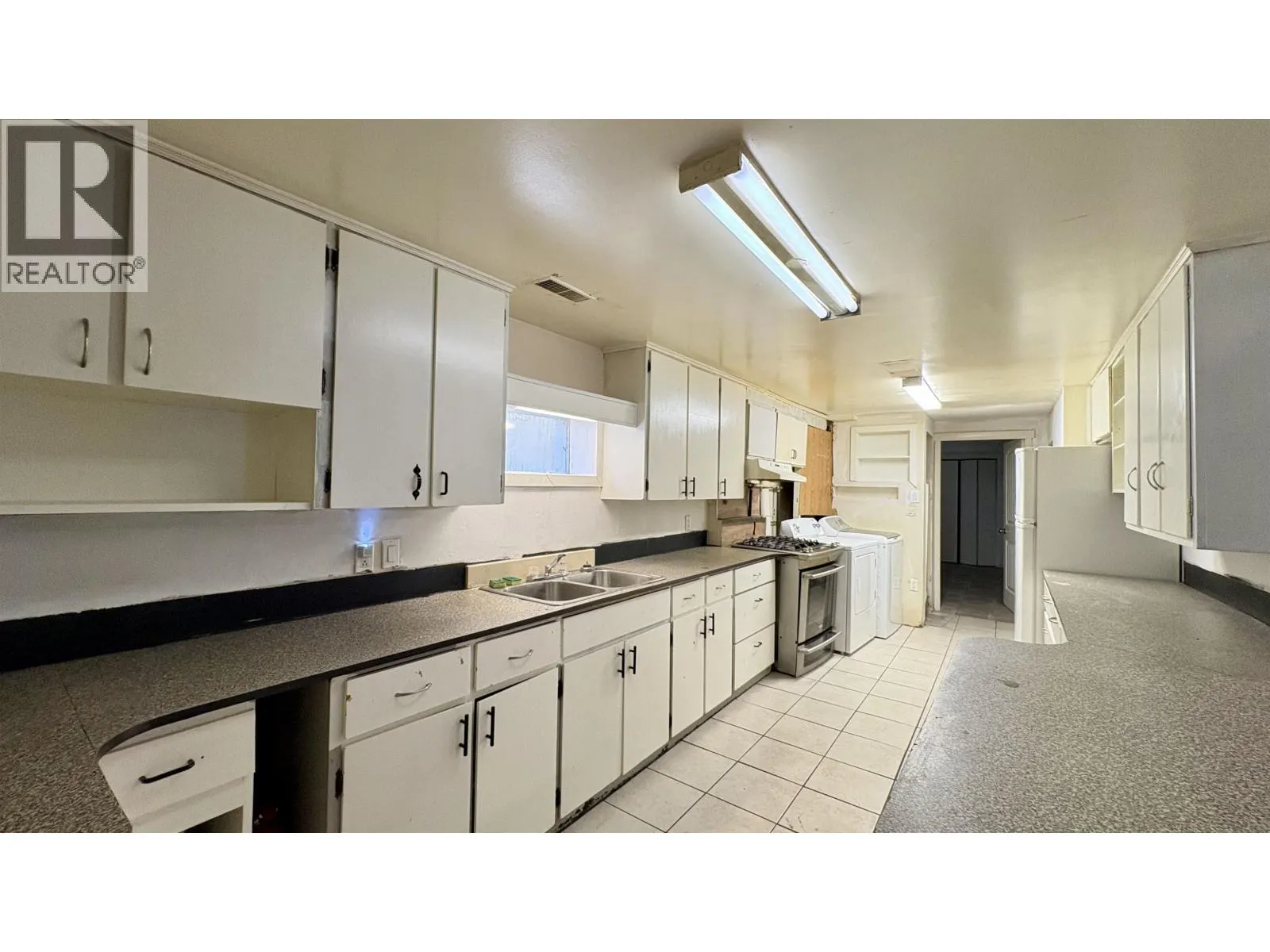 1301 20TH AVENUE