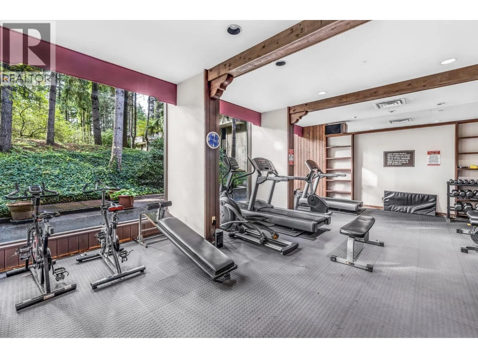 1504 3771 BARTLETT COURT