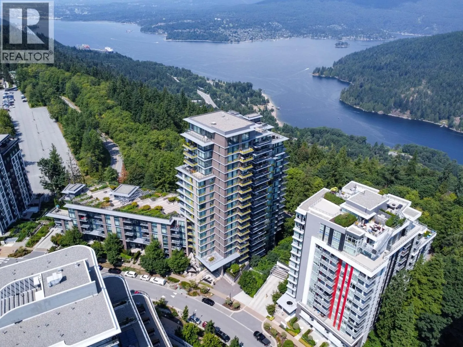 909 8850 UNIVERSITY CRESCENT