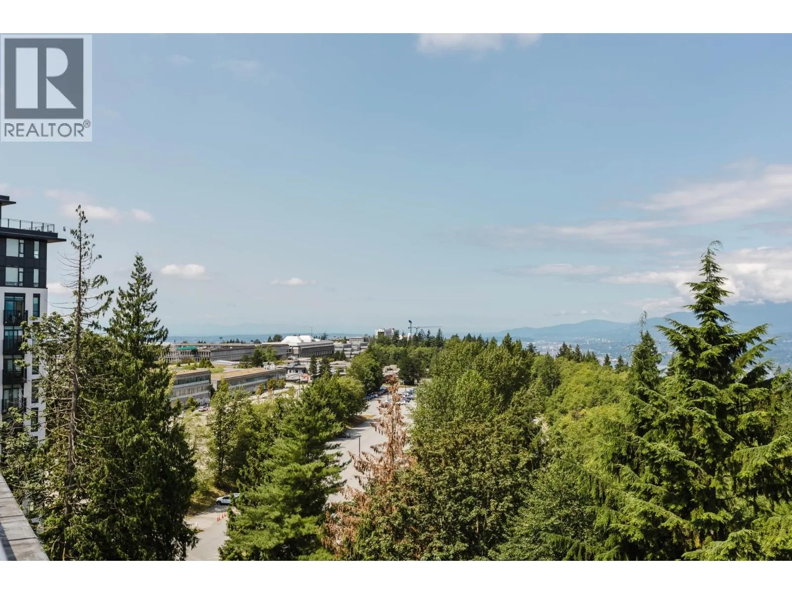 909 8850 UNIVERSITY CRESCENT