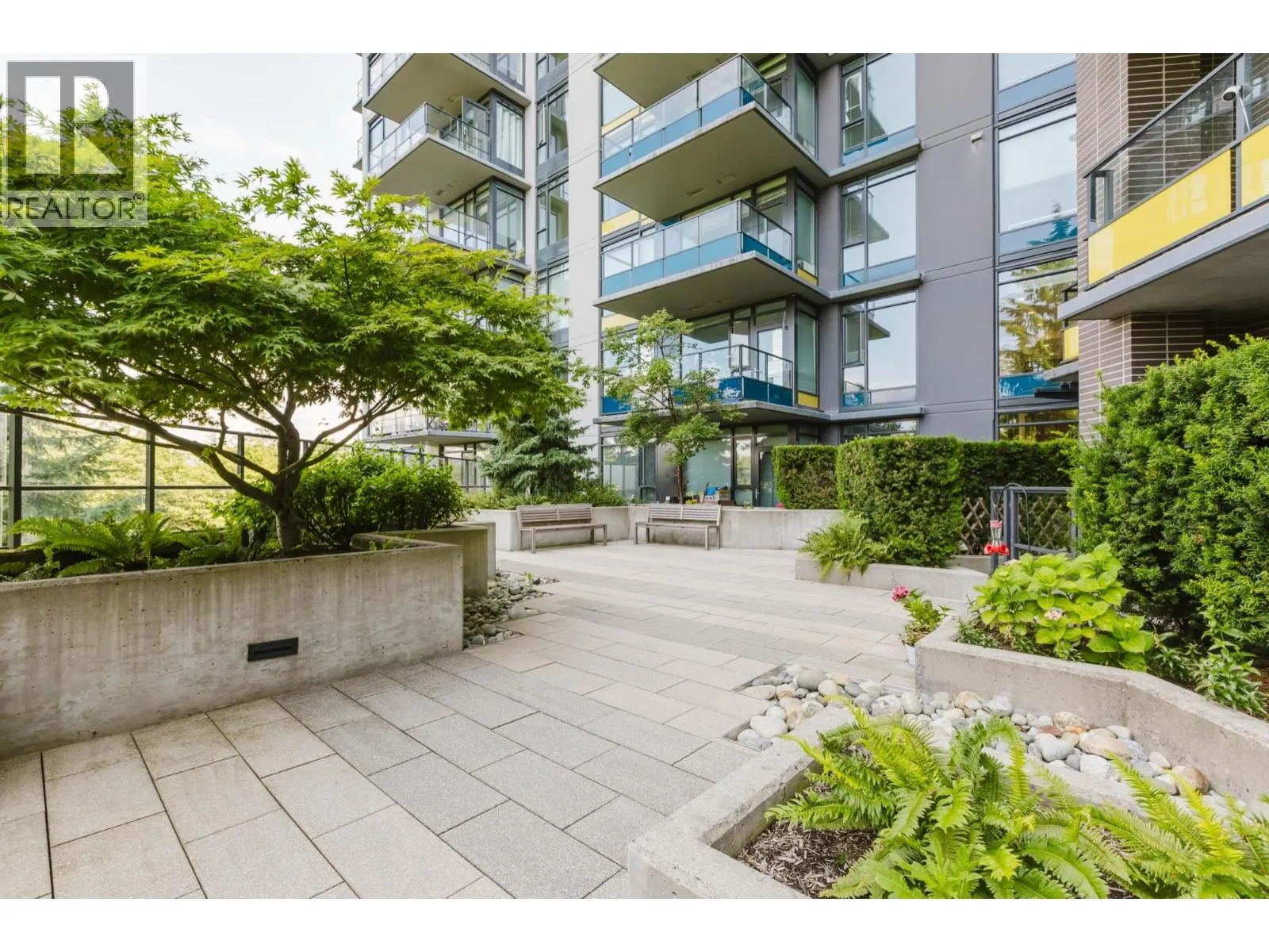 909 8850 UNIVERSITY CRESCENT