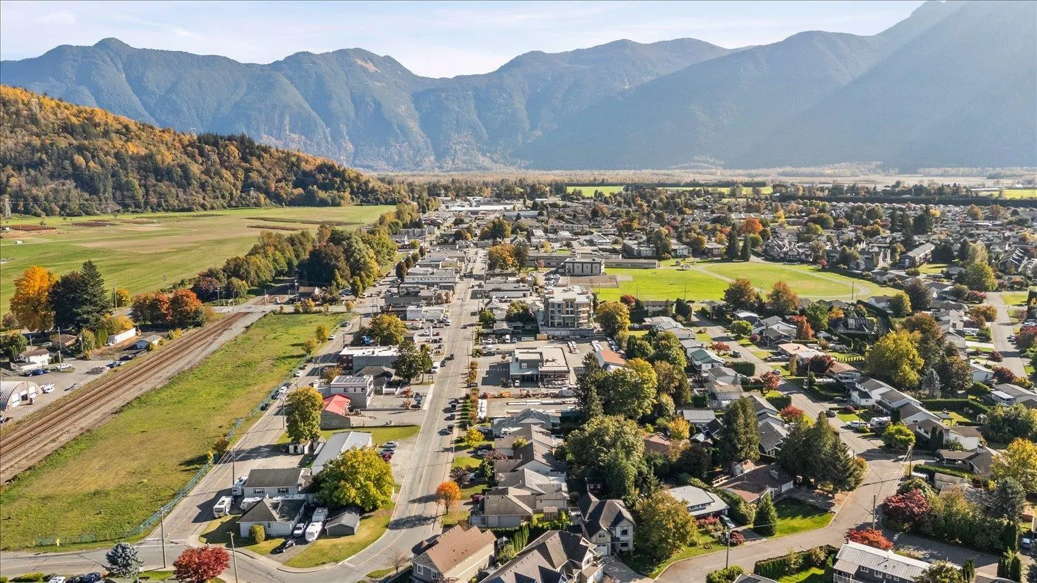 6898 CHEAM AVENUE|Agassiz